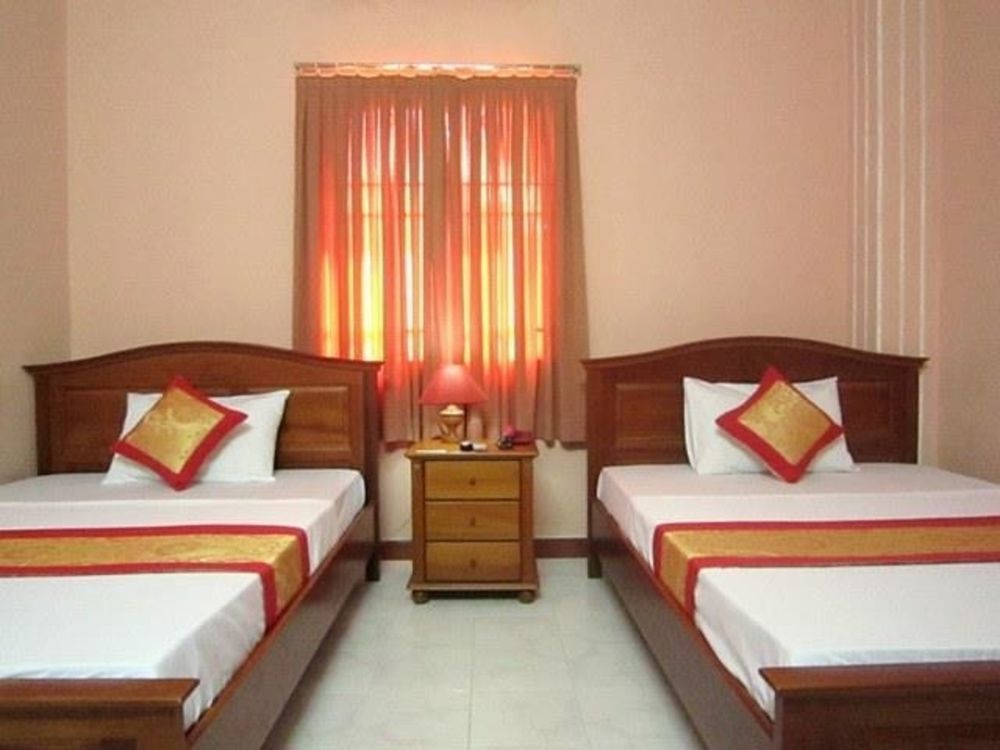 Madam Cuc Hotel Хошимин Экстерьер фото