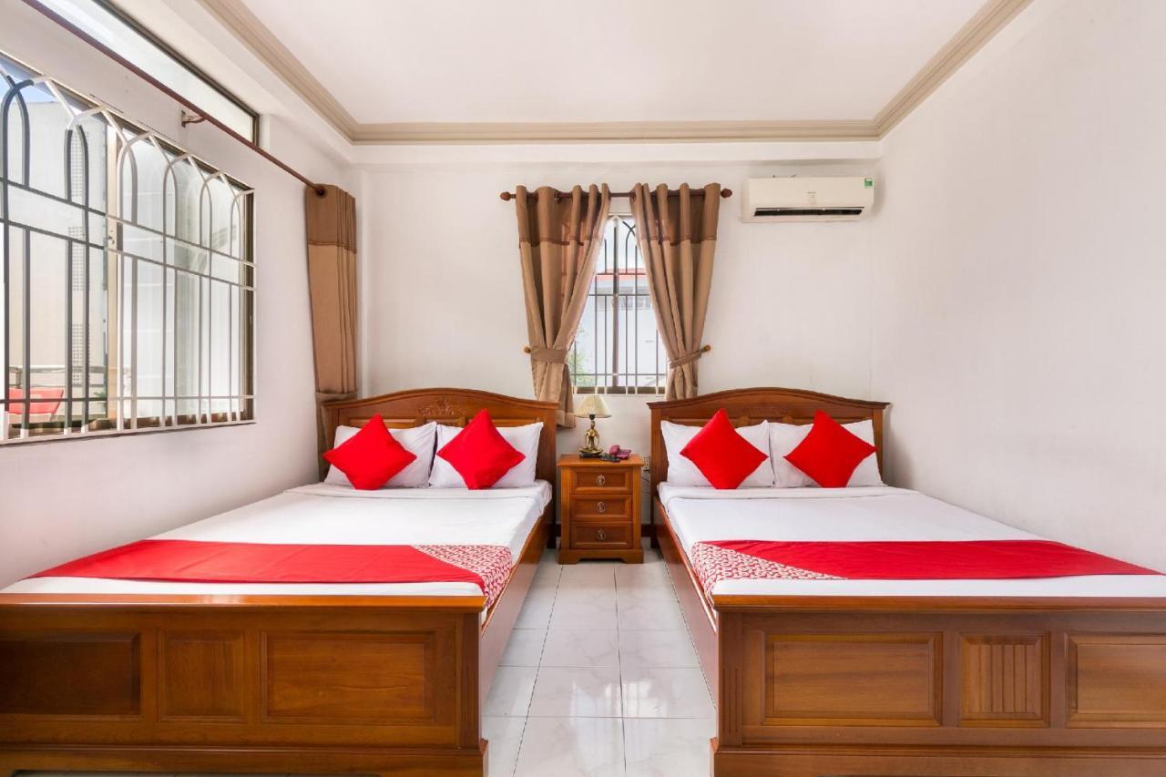 Madam Cuc Hotel Хошимин Экстерьер фото